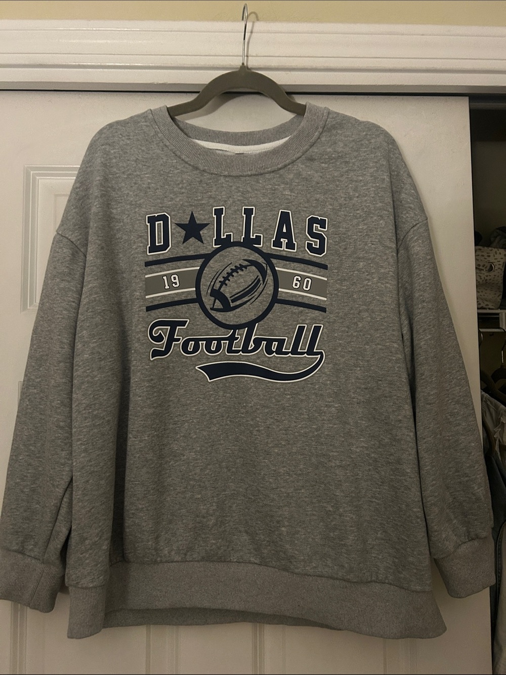 Dallas Football Crewneck Sweatshirt - Gray